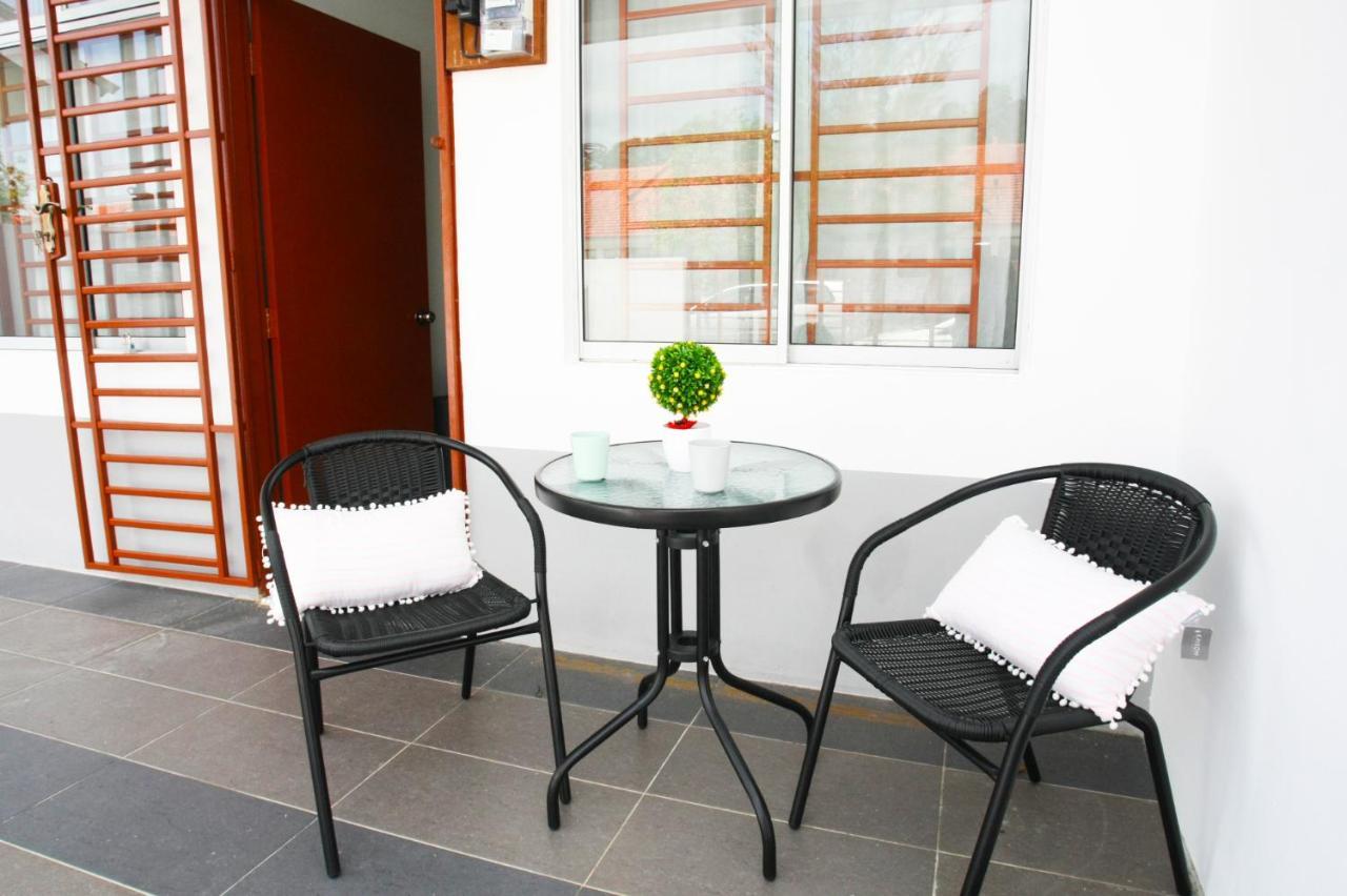 Desaru Beach Waterpark Tvbox By Joyfully 22B10 Exterior foto